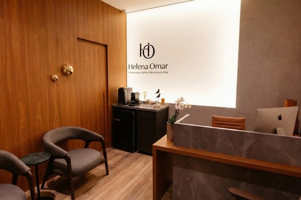 helenaomar-dentista-img-3.jpg